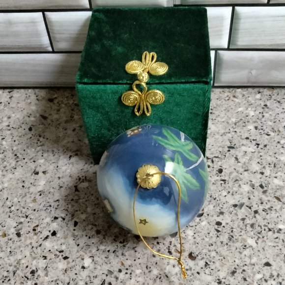 NIB Vintage Three Wise Men Handpainted Inside "Li Bien" Ornament - Picture 7 of 9